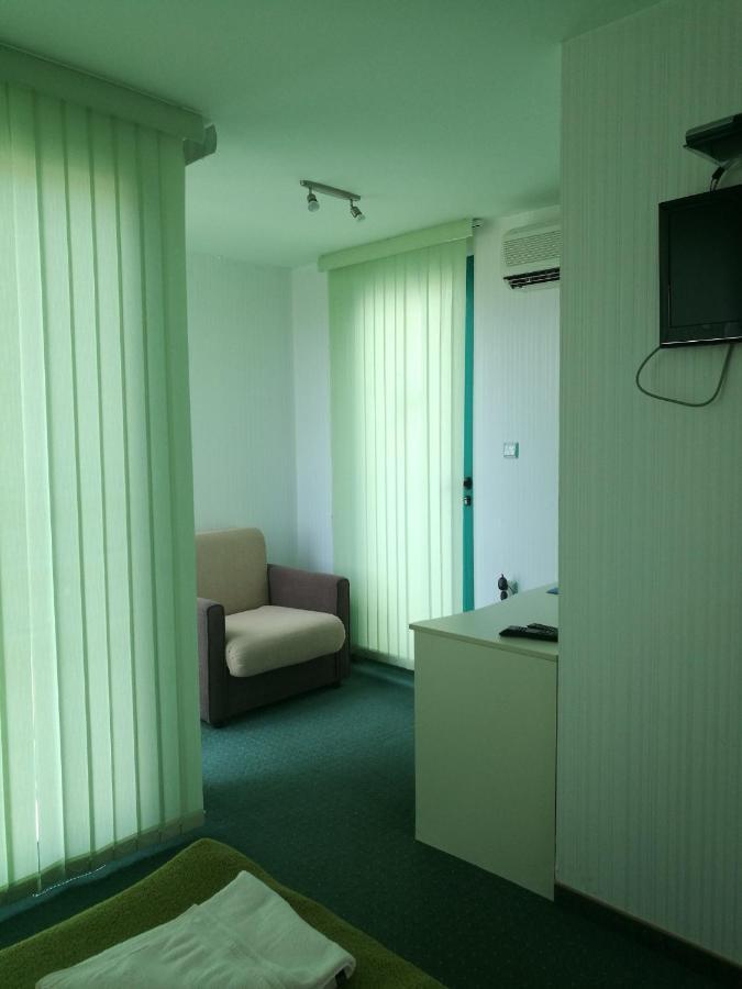 Sania Hotell Obzor Exteriör bild