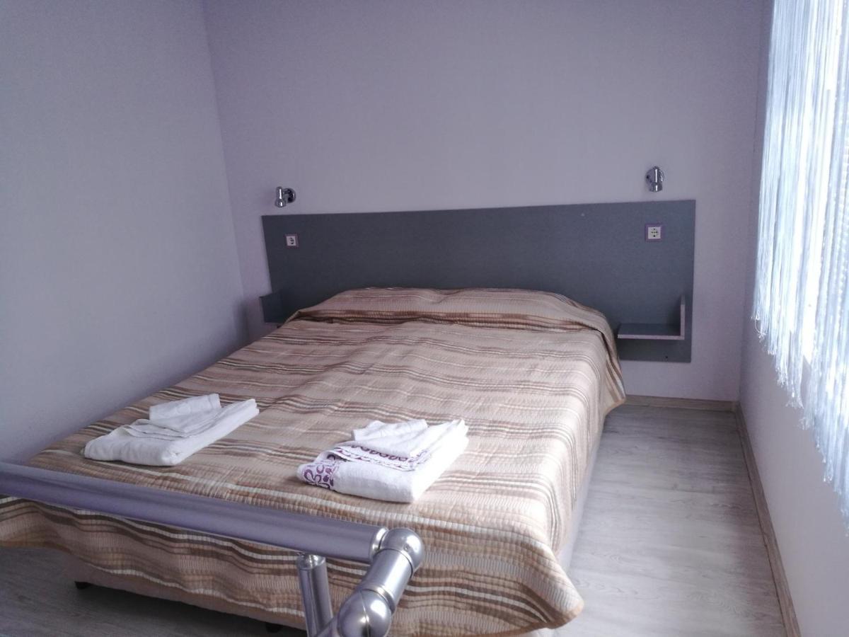 Sania Hotell Obzor Exteriör bild