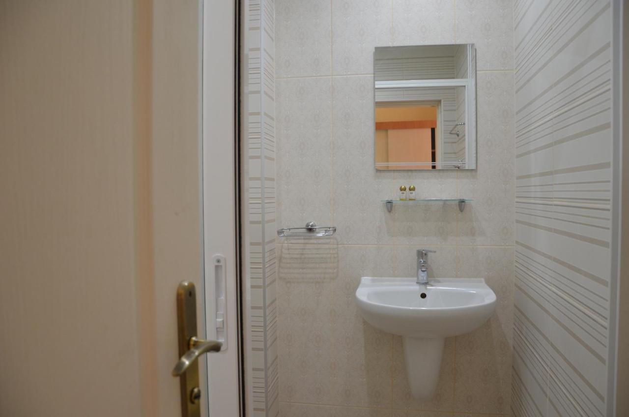 Sania Hotell Obzor Exteriör bild